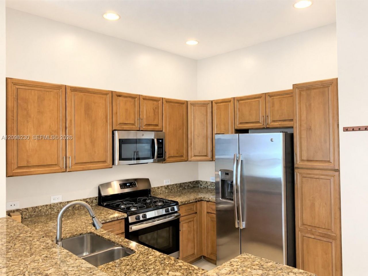 2925 NW 126th Ave , Unit 1-411, Sunrise, FL 33323 Photo