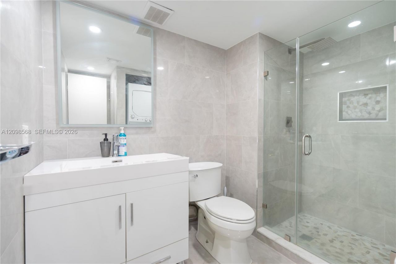 350 Racquet Club Rd , Unit 102, Weston, FL 33326 Photo