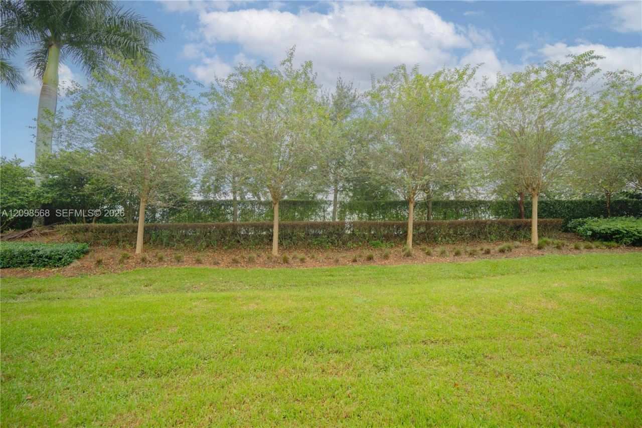 350 Racquet Club Rd , Unit 102, Weston, FL 33326 Photo