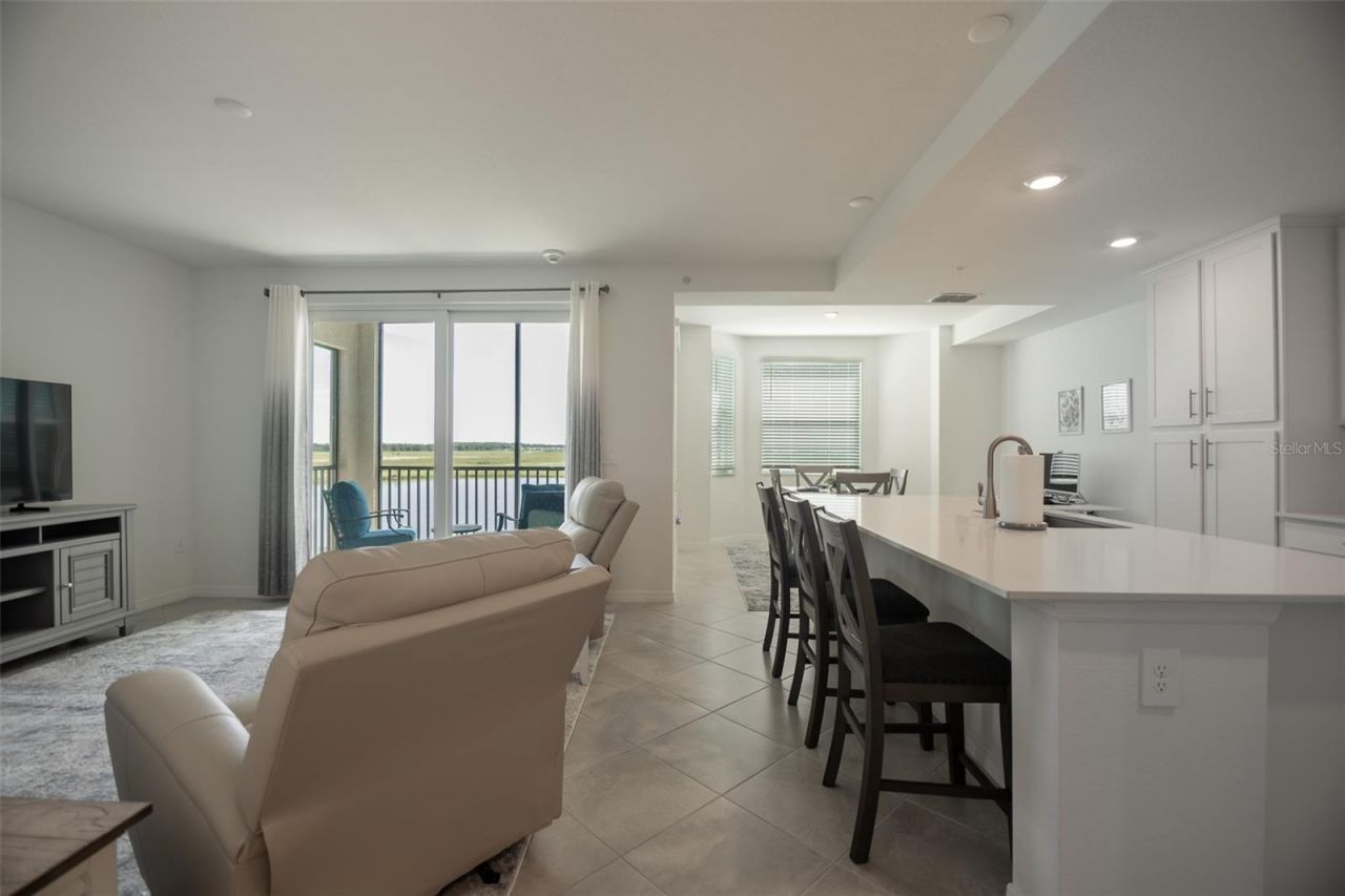 19140 Scallop Loop, Unit 302, Lakewood Ranch, FL 34211 Photo