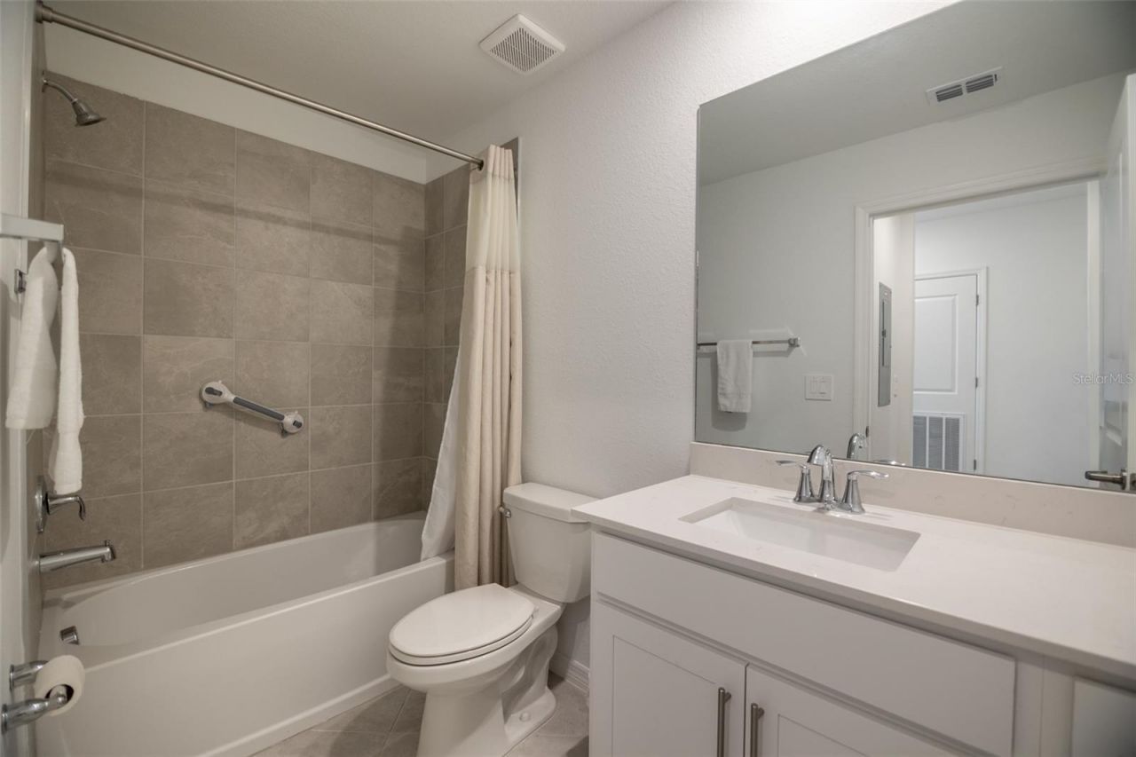 19140 Scallop Loop, Unit 302, Lakewood Ranch, FL 34211 Photo