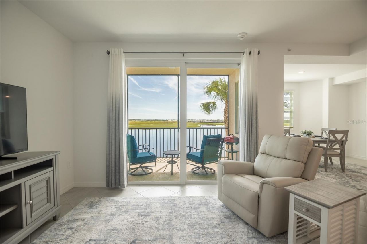 19140 Scallop Loop, Unit 302, Lakewood Ranch, FL 34211 Photo