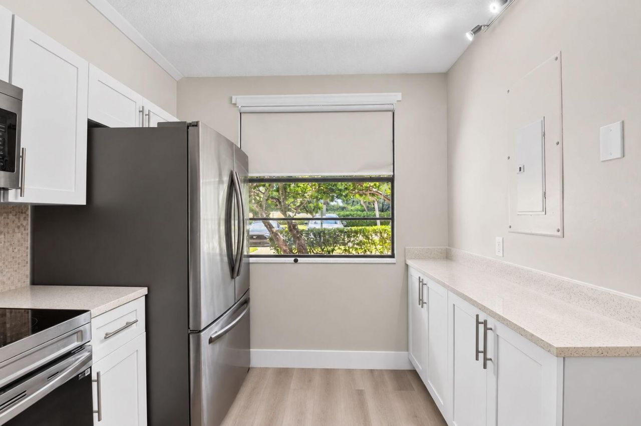 3507 Village Boulevard, Unit 105, West Palm Beach, FL 33409 Photo