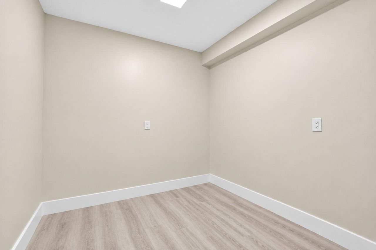 3507 Village Boulevard, Unit 105, West Palm Beach, FL 33409 Photo