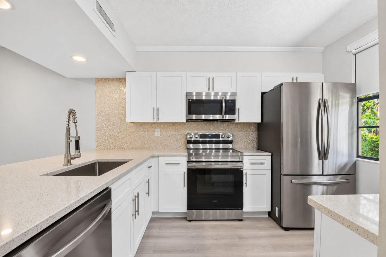 3507 Village Boulevard, Unit 105, West Palm Beach, FL 33409 Photo