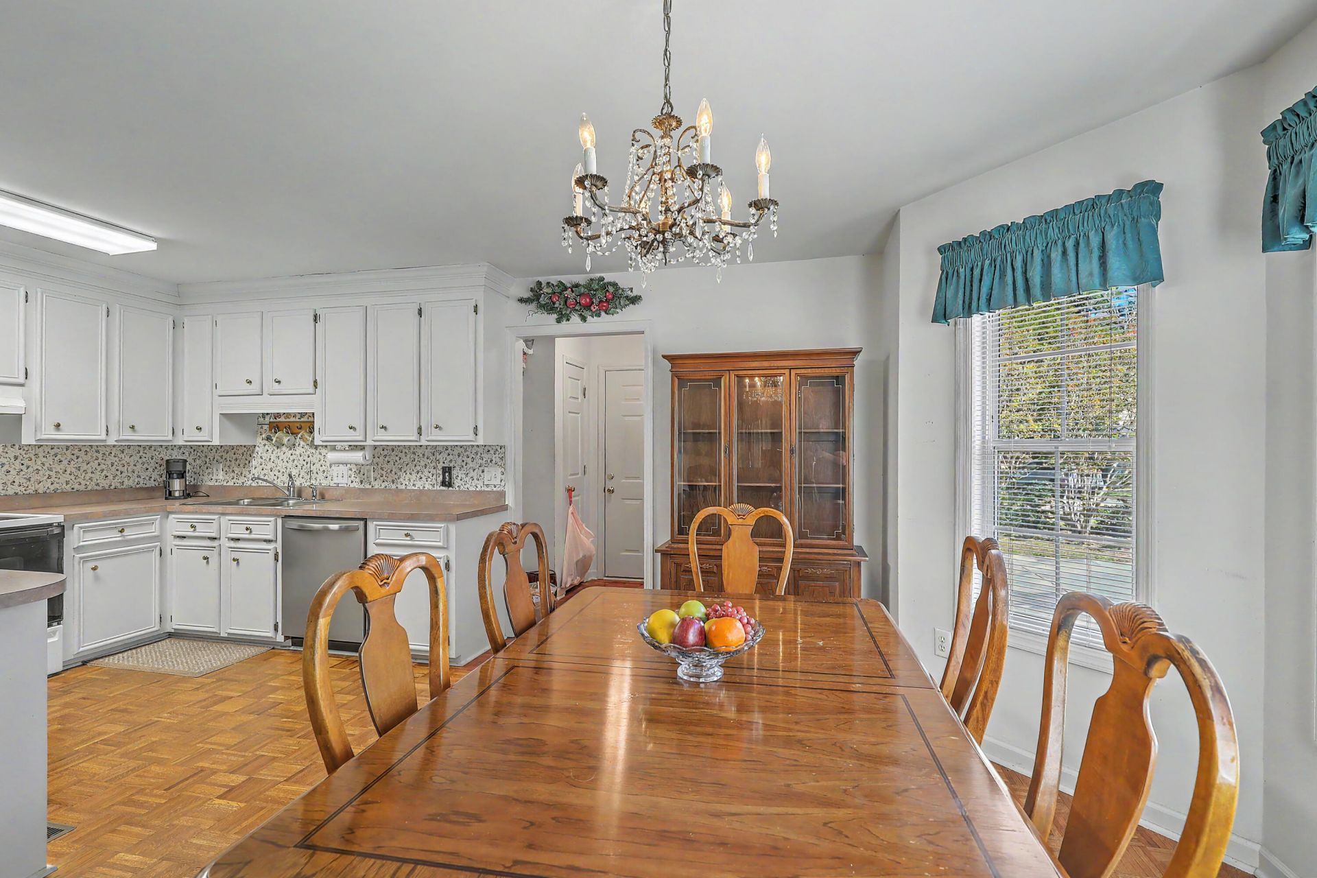 1186 Redbud Court Photo 13