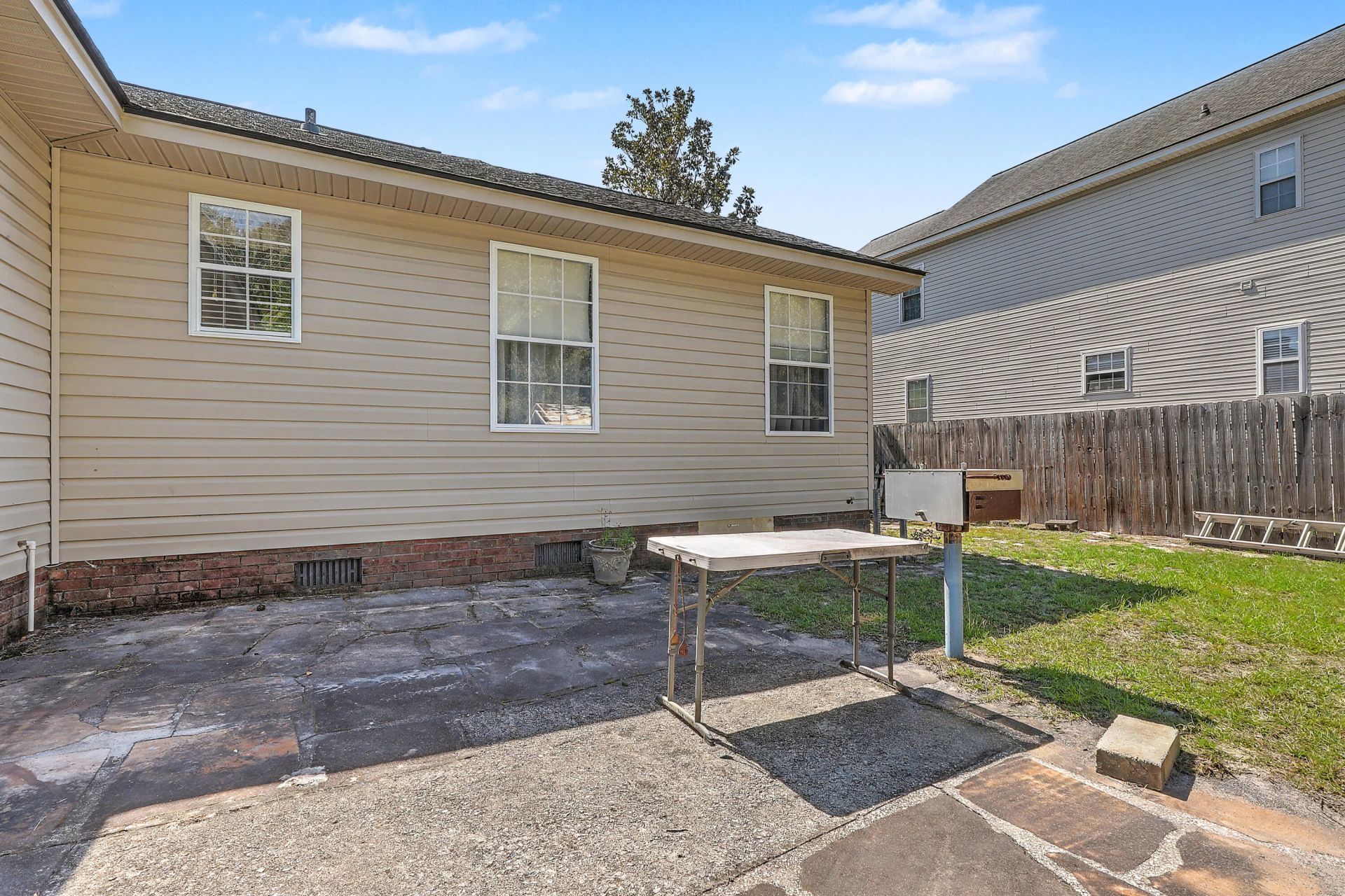 1186 Redbud Court Photo 29