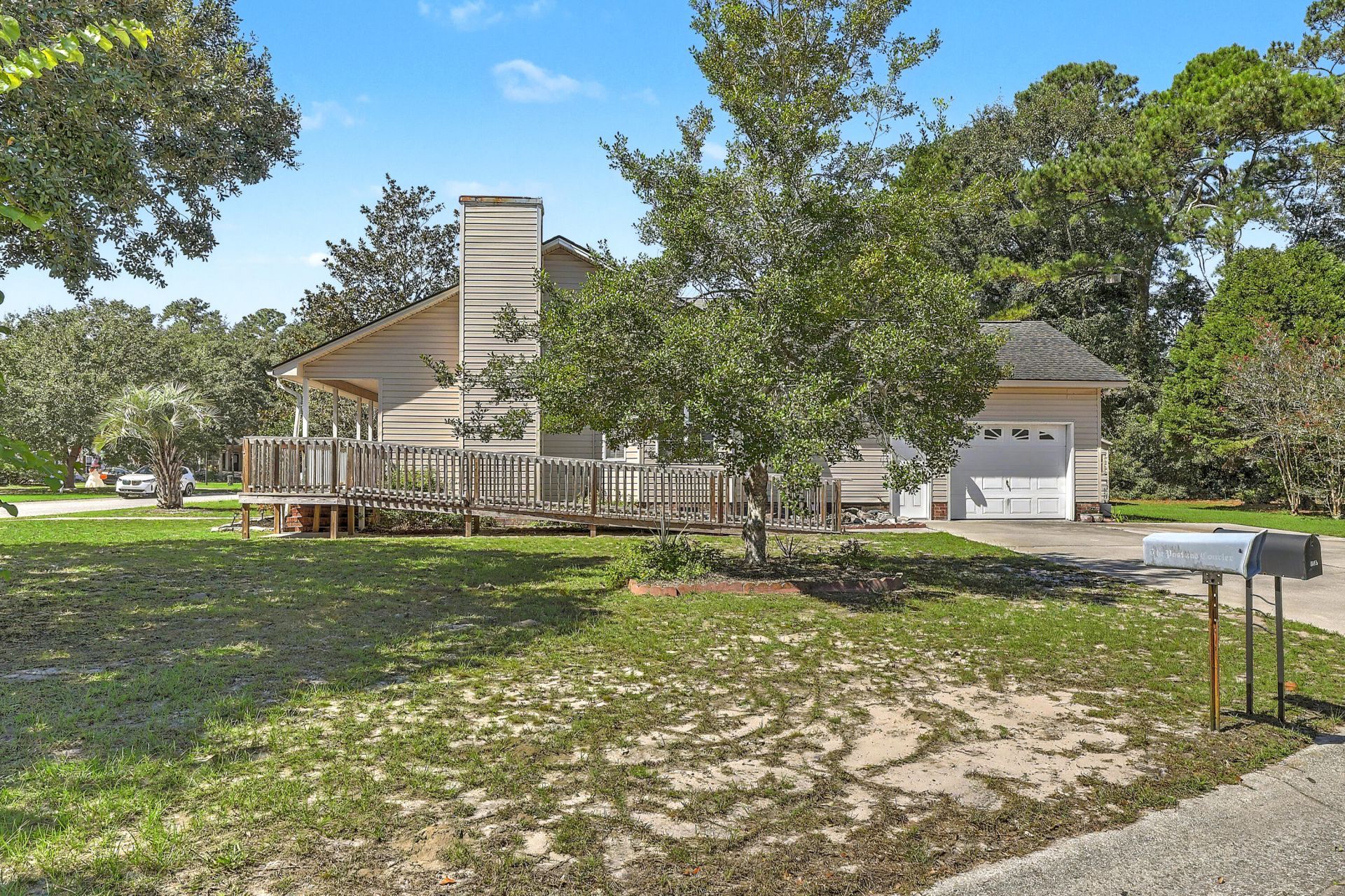 1186 Redbud Court Photo 32