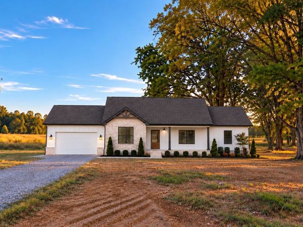 2143 Powell Ln , Lewisburg, TN 37091
