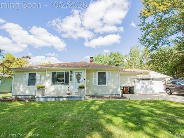 7685 Metz Drive, Shelby Township, Mi 48316
