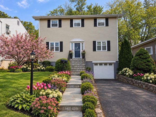 7 Bradshaw Drive, Ossining, NY 10562