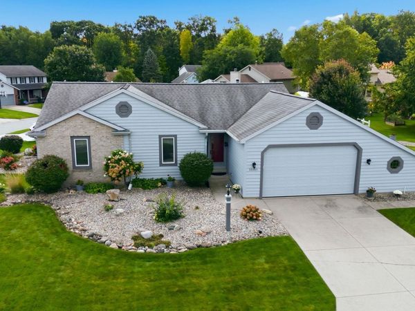 10301 Copper Tree Place, Fort Wayne, IN 46804