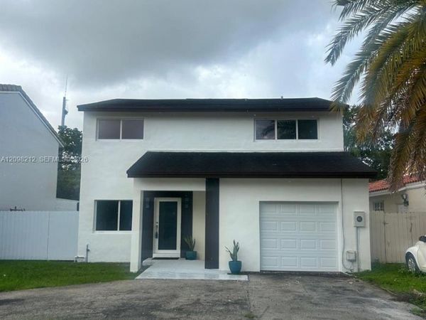 14220 SW 111th Ln , Miami, FL 33186