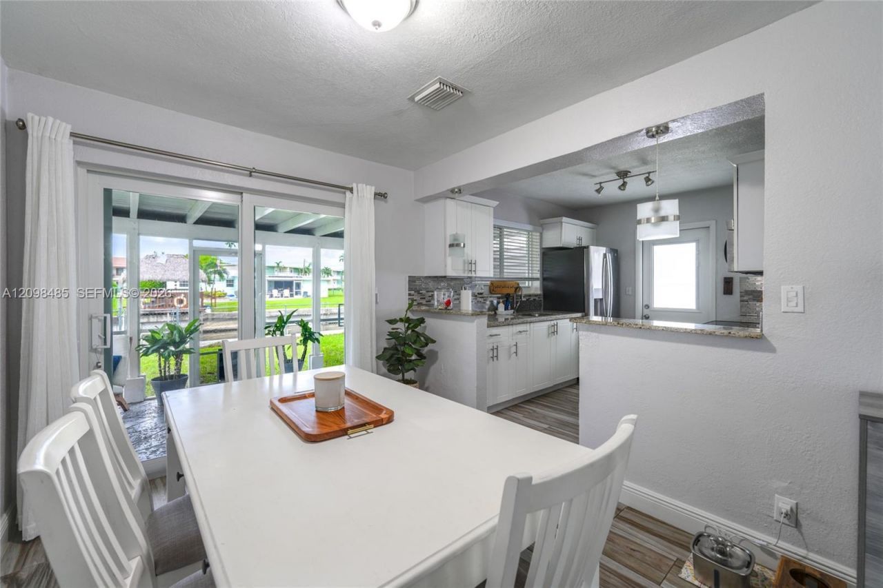 1101 E River Dr, Margate, FL 33063 Photo