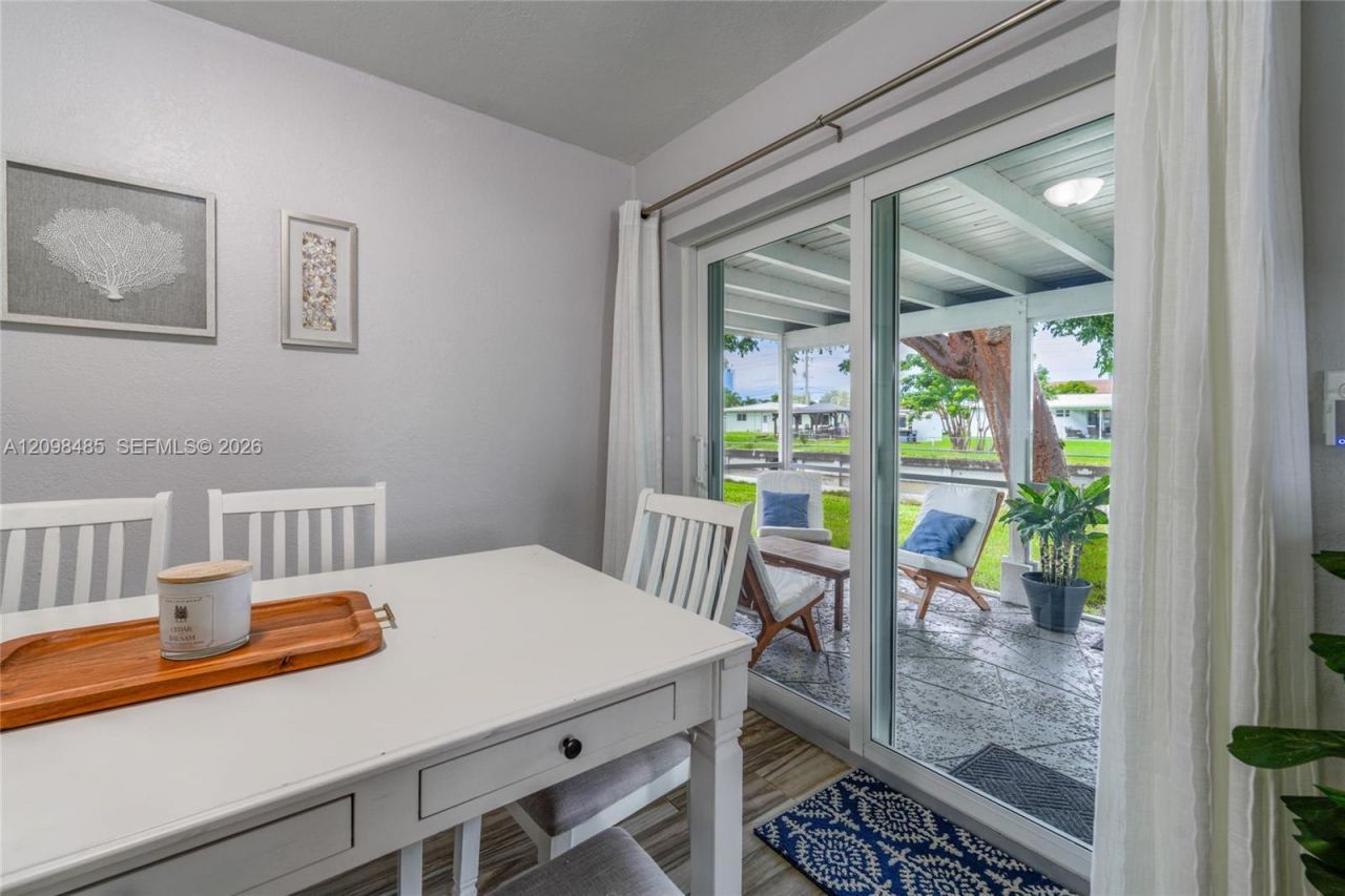 1101 E River Dr, Margate, FL 33063 Photo