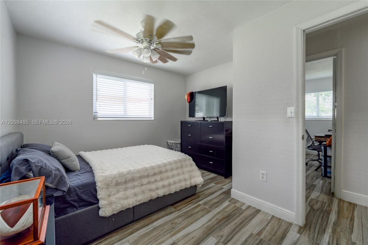 1101 E River Dr, Margate, FL 33063 Photo