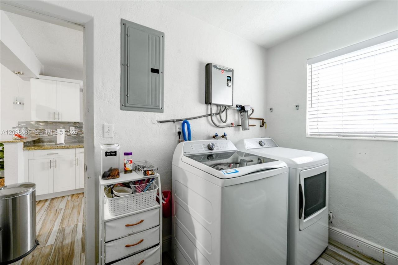 1101 E River Dr, Margate, FL 33063 Photo