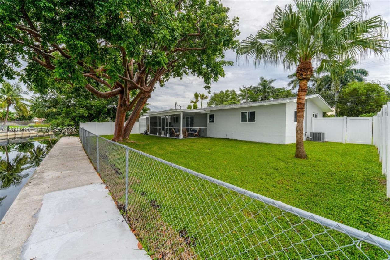 1101 E River Dr, Margate, FL 33063 Photo