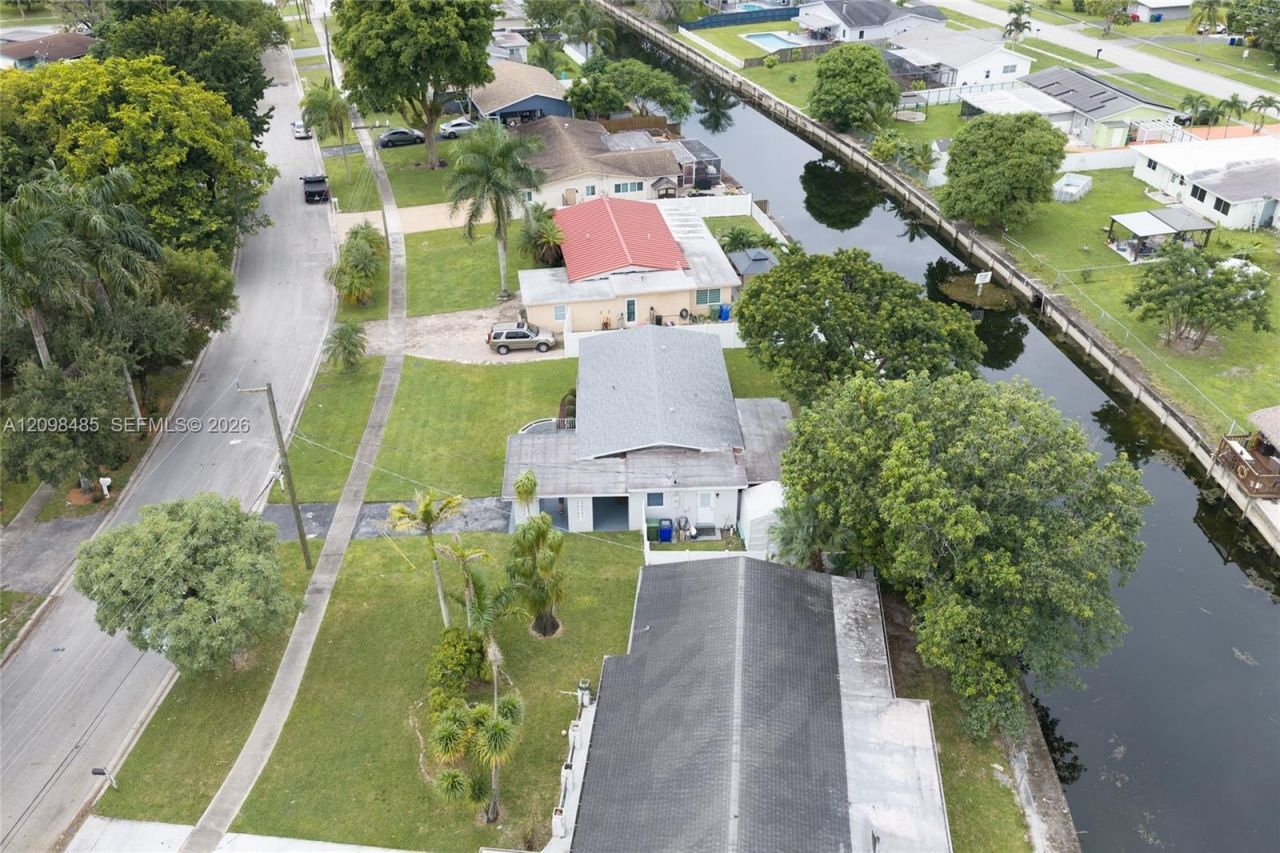 1101 E River Dr, Margate, FL 33063 Photo