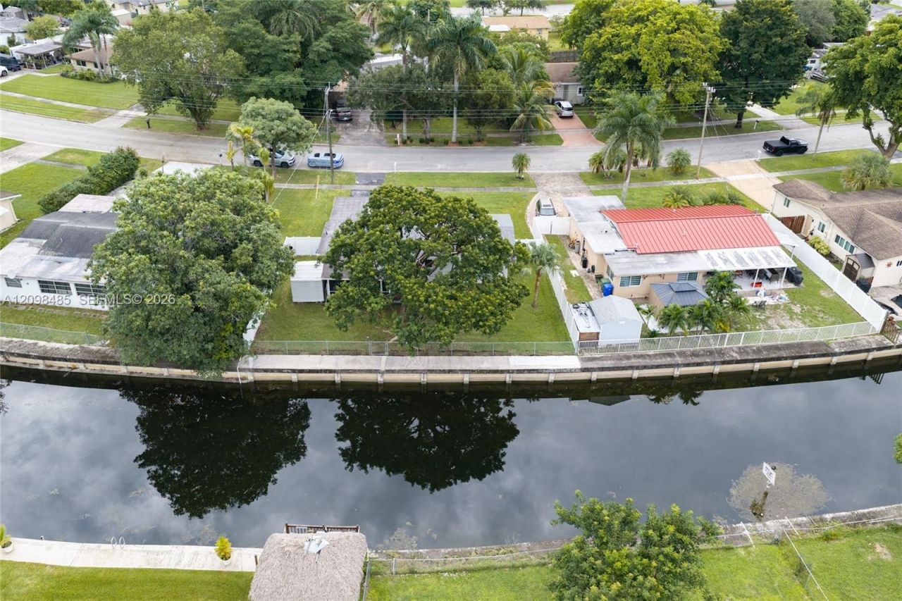 1101 E River Dr, Margate, FL 33063 Photo