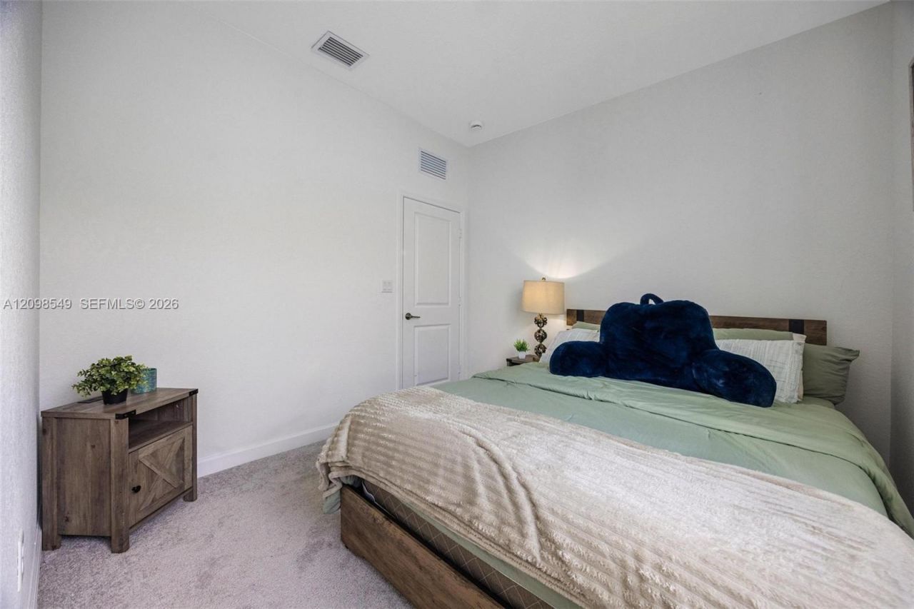 1418 SE 6th Rd , Homestead, FL 33034 Photo