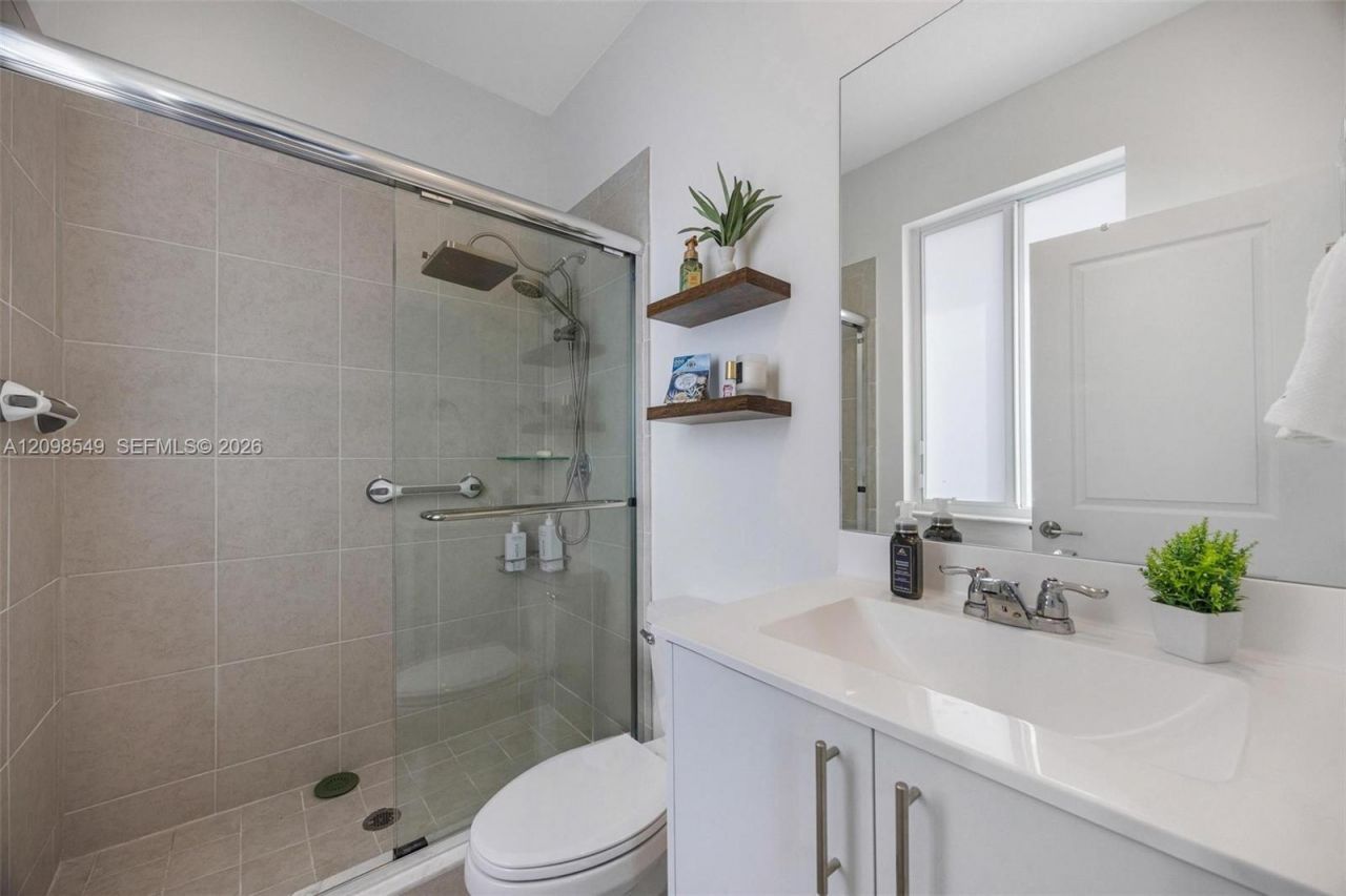 1418 SE 6th Rd , Homestead, FL 33034 Photo