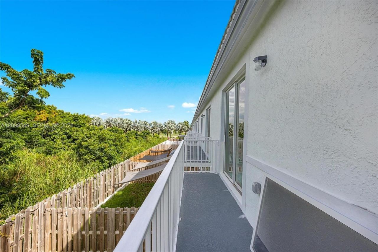 1418 SE 6th Rd , Homestead, FL 33034 Photo