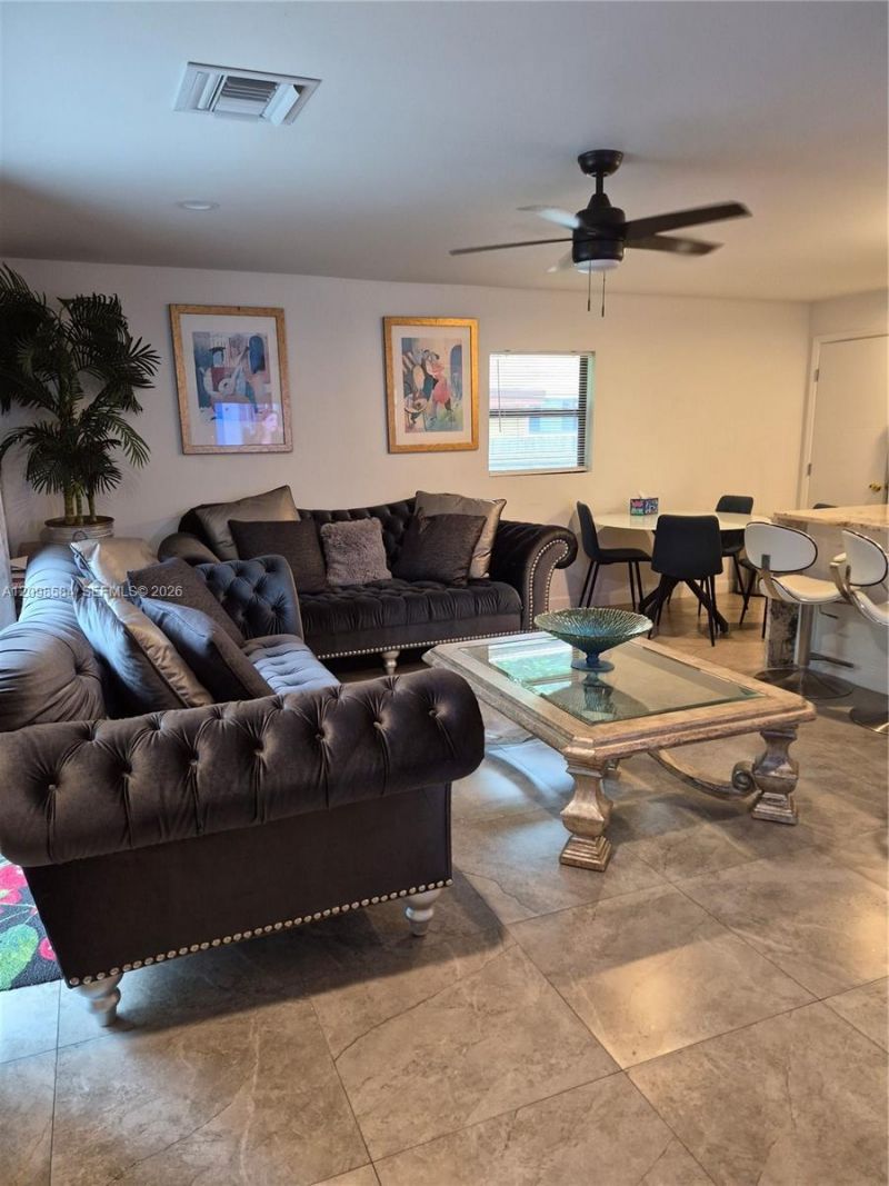 413 SW 10th St , Delray Beach, FL 33444 Photo