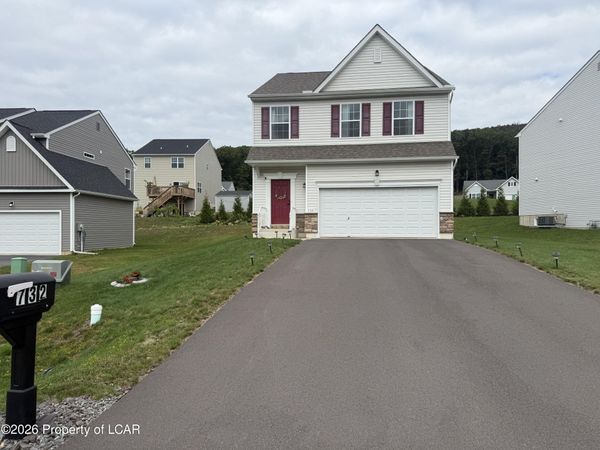732 Quarry Road, Drums, PA 18222