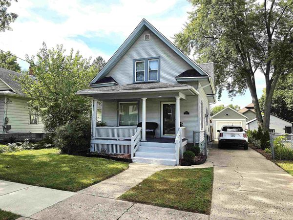 1420 N Court Street, ROCKFORD, IL 61103
