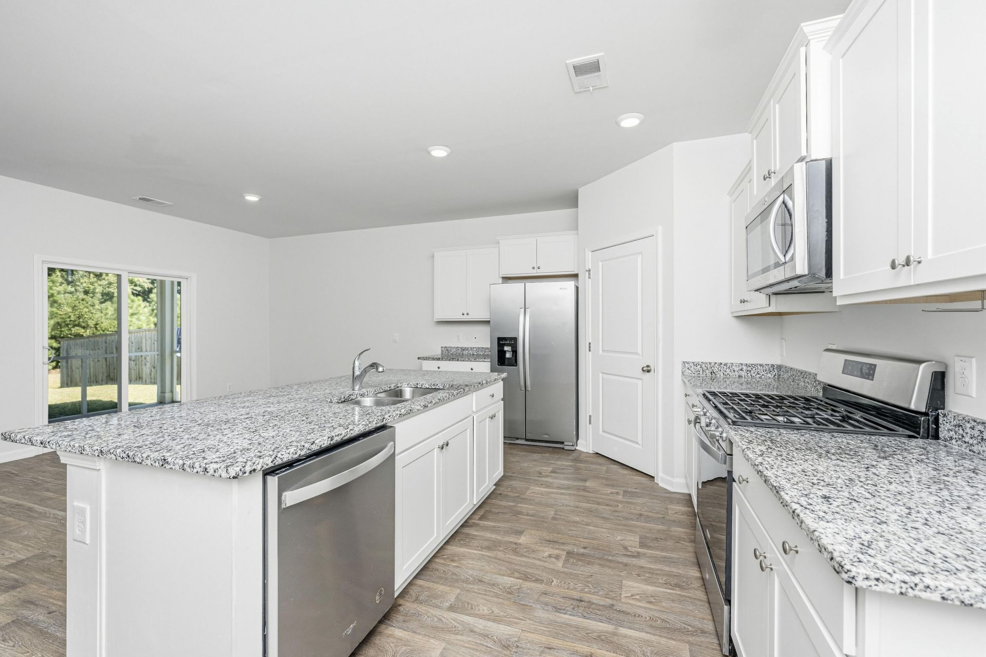 142 Summit View Drive Photo 13