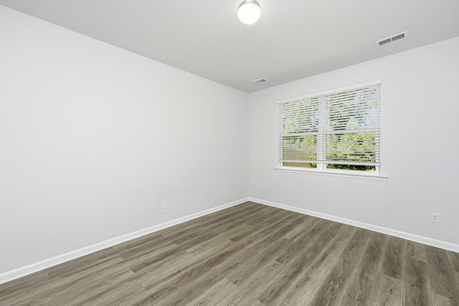 142 Summit View Drive Photo 18