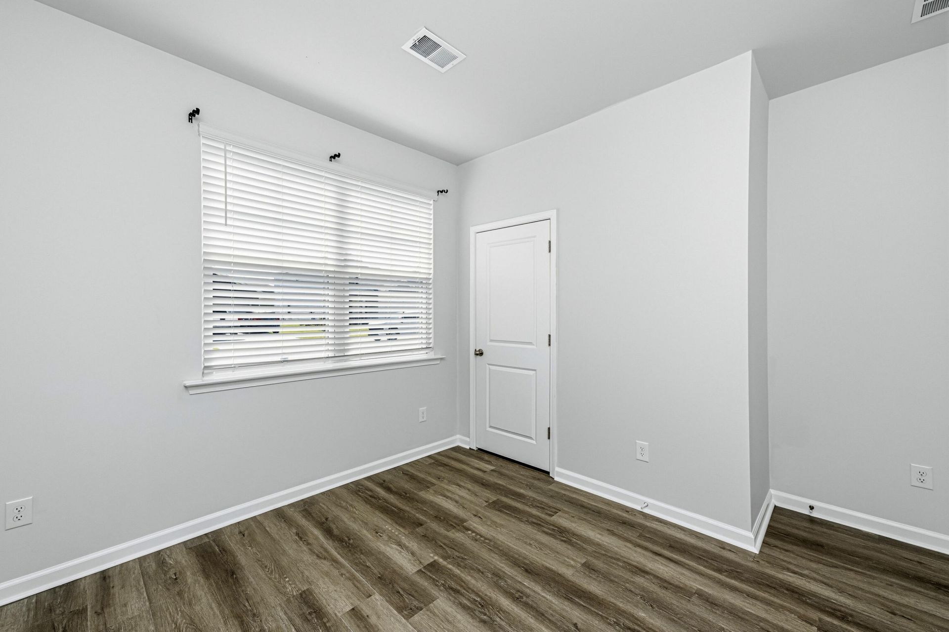 142 Summit View Drive Photo 24