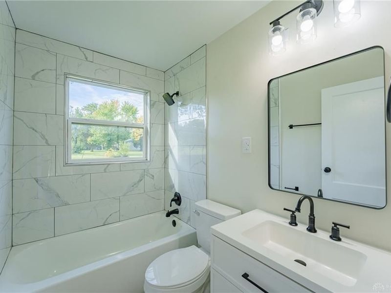 3869 Kemp Road, Beavercreek, OH 45431 Photo 16