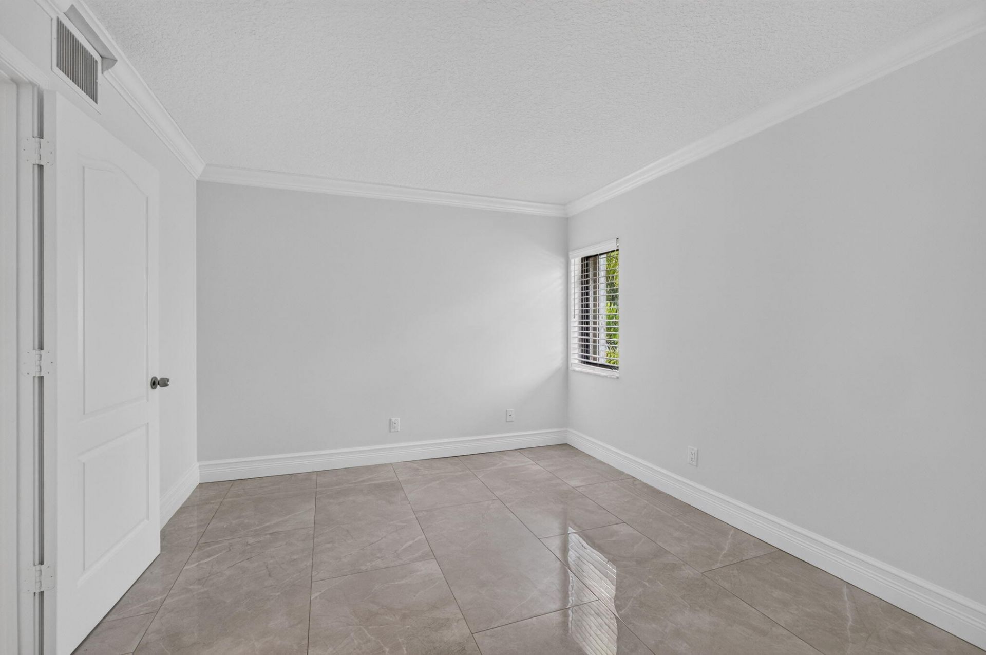 42 Uno Lago Drive, Juno Beach, FL 33408 Photo