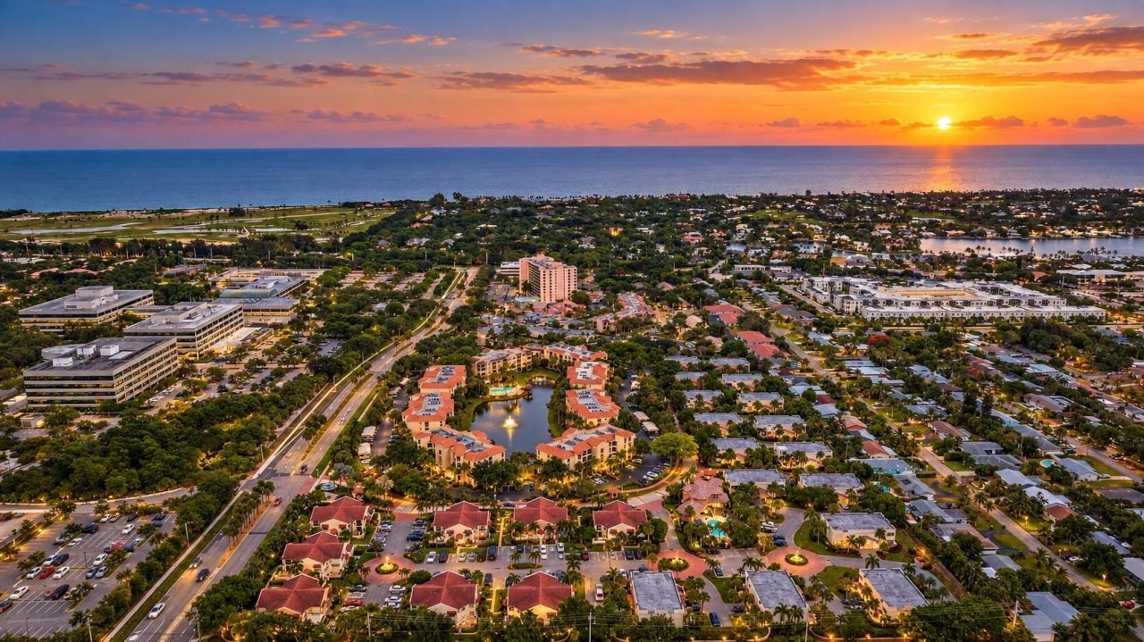 42 Uno Lago Drive, Juno Beach, FL 33408 Photo