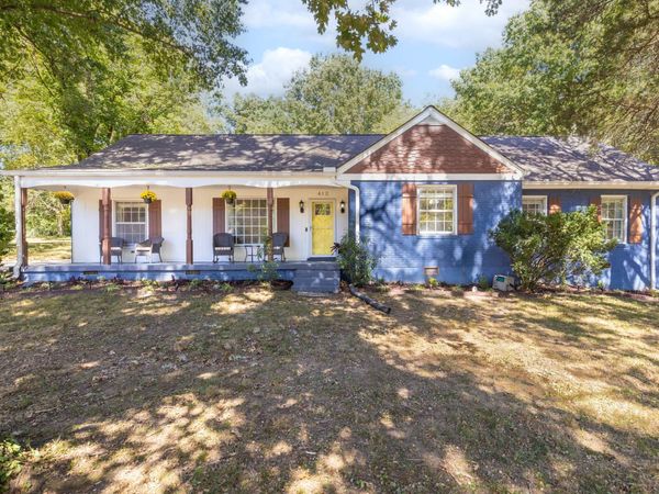 412 Moss Trl, Goodlettsville, TN 37072
