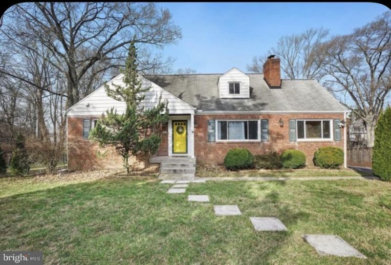 8801 CHRISTINA LANE, CLINTON, MD 20735