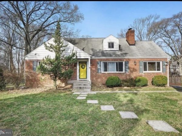 8801 CHRISTINA LANE, CLINTON, MD 20735