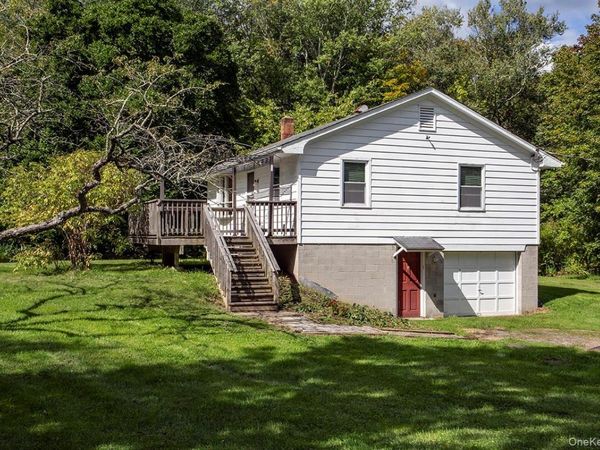 401 W Dover Road , Pawling, NY 12564