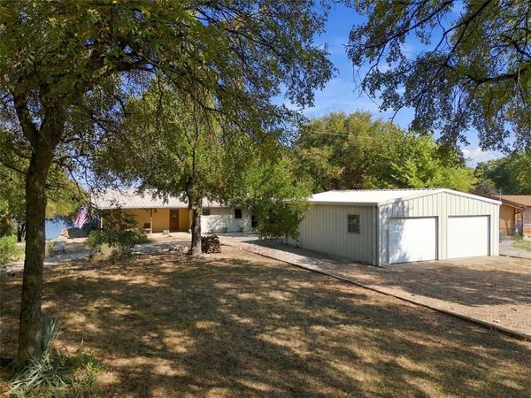 197 County Road 1723 , Clifton, TX 76634