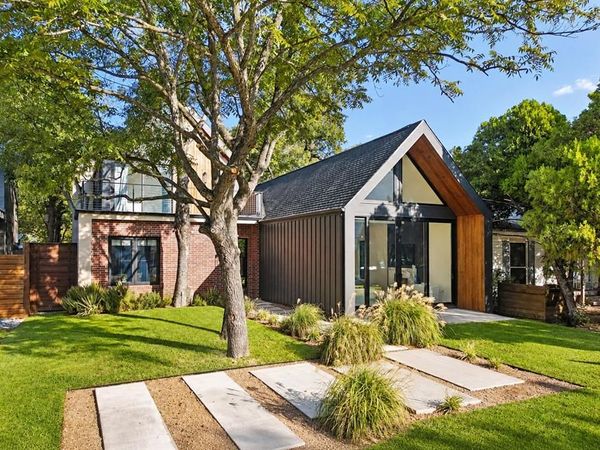 8645 Redondo Drive , Dallas, TX 75218