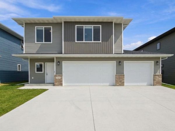 7337 Madelyn Lane S, Fargo, ND 58104