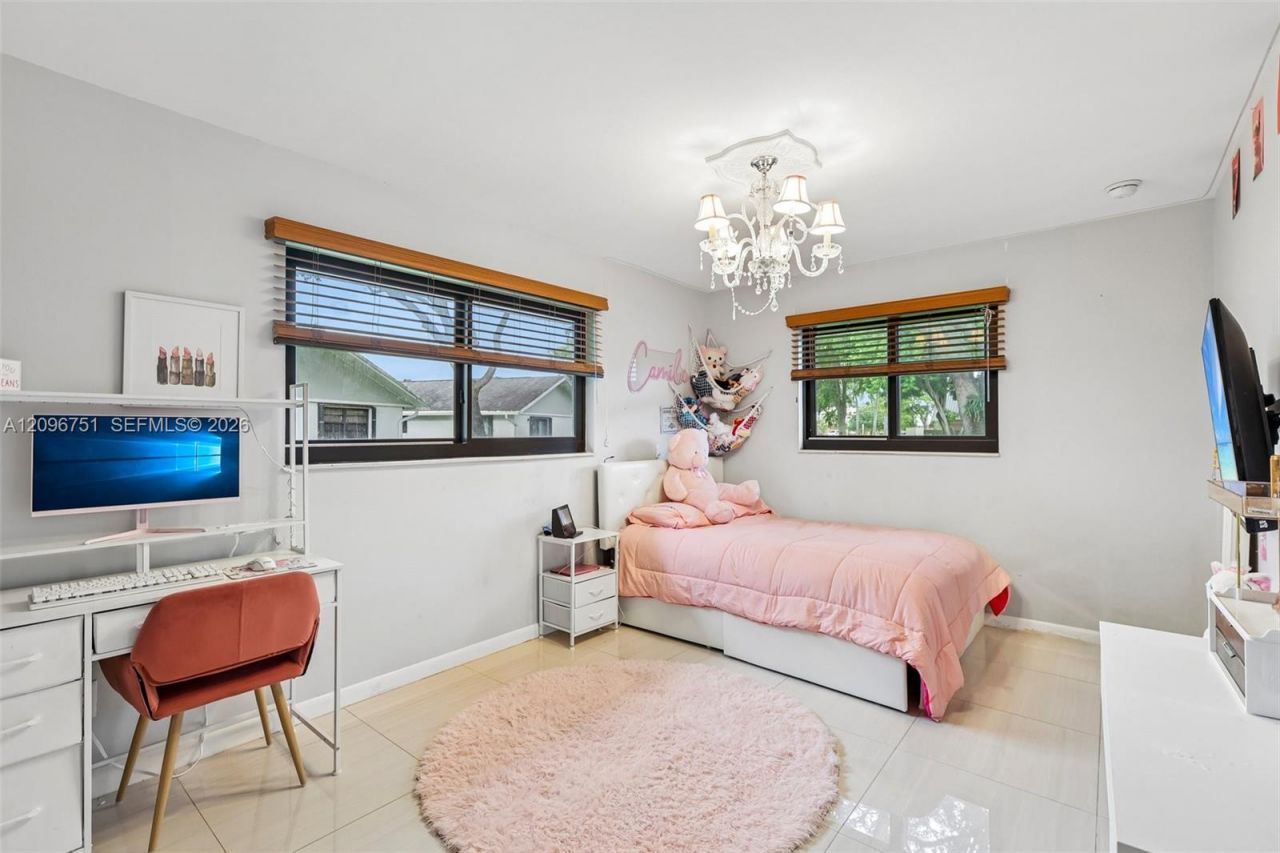 3721 W Valley Green Dr, Unit 48, Davie, FL 33328 Photo
