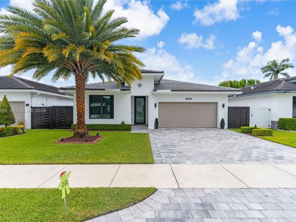 2885 SE 3rd St , Homestead, FL 33033
