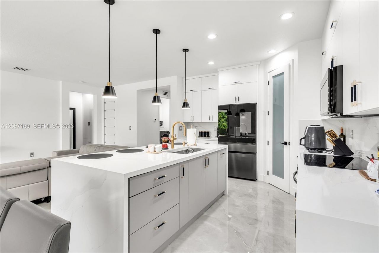 2885 SE 3rd St , Homestead, FL 33033 Photo