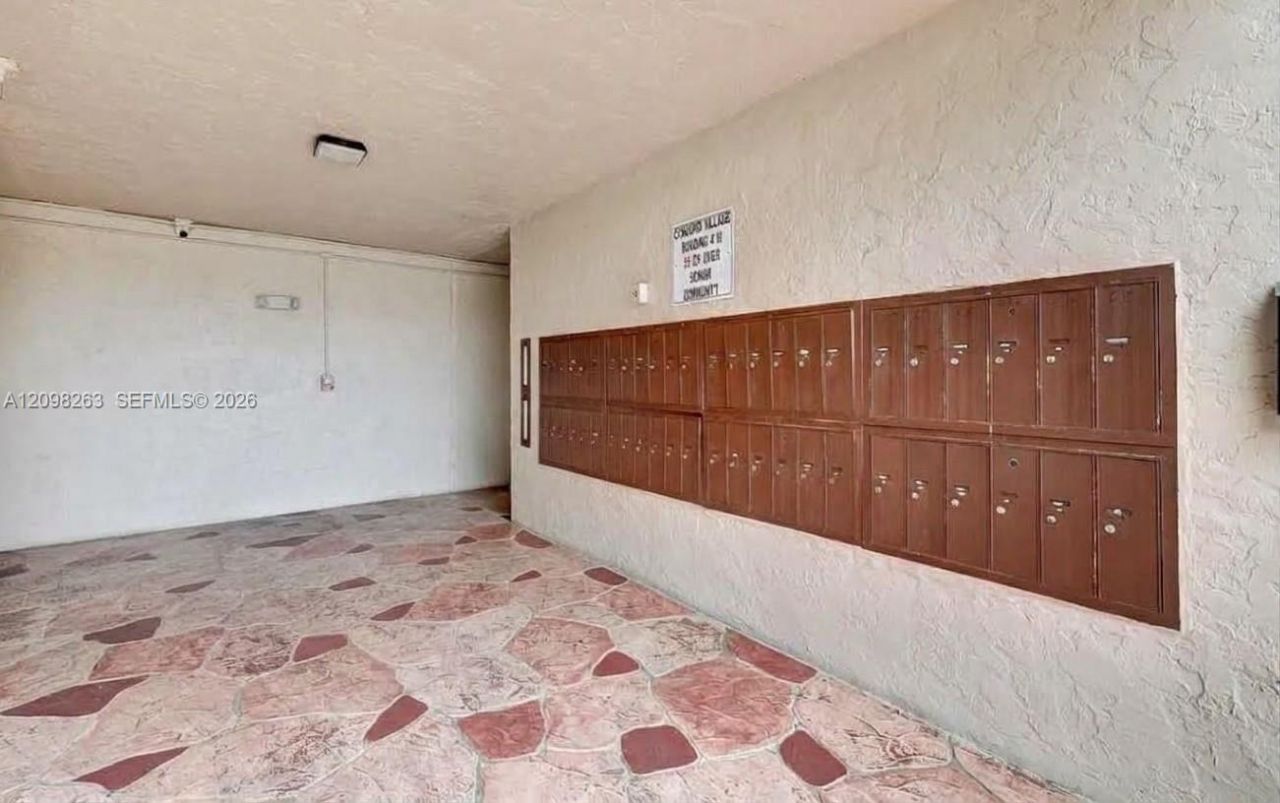 7950 W Mcnab Rd, Unit 208, Tamarac, FL 33321 Photo