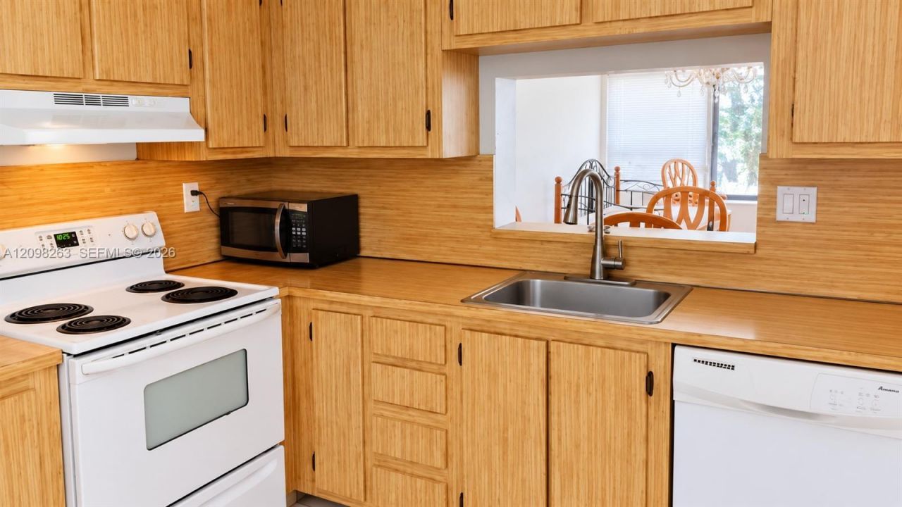 7950 W Mcnab Rd, Unit 208, Tamarac, FL 33321 Photo