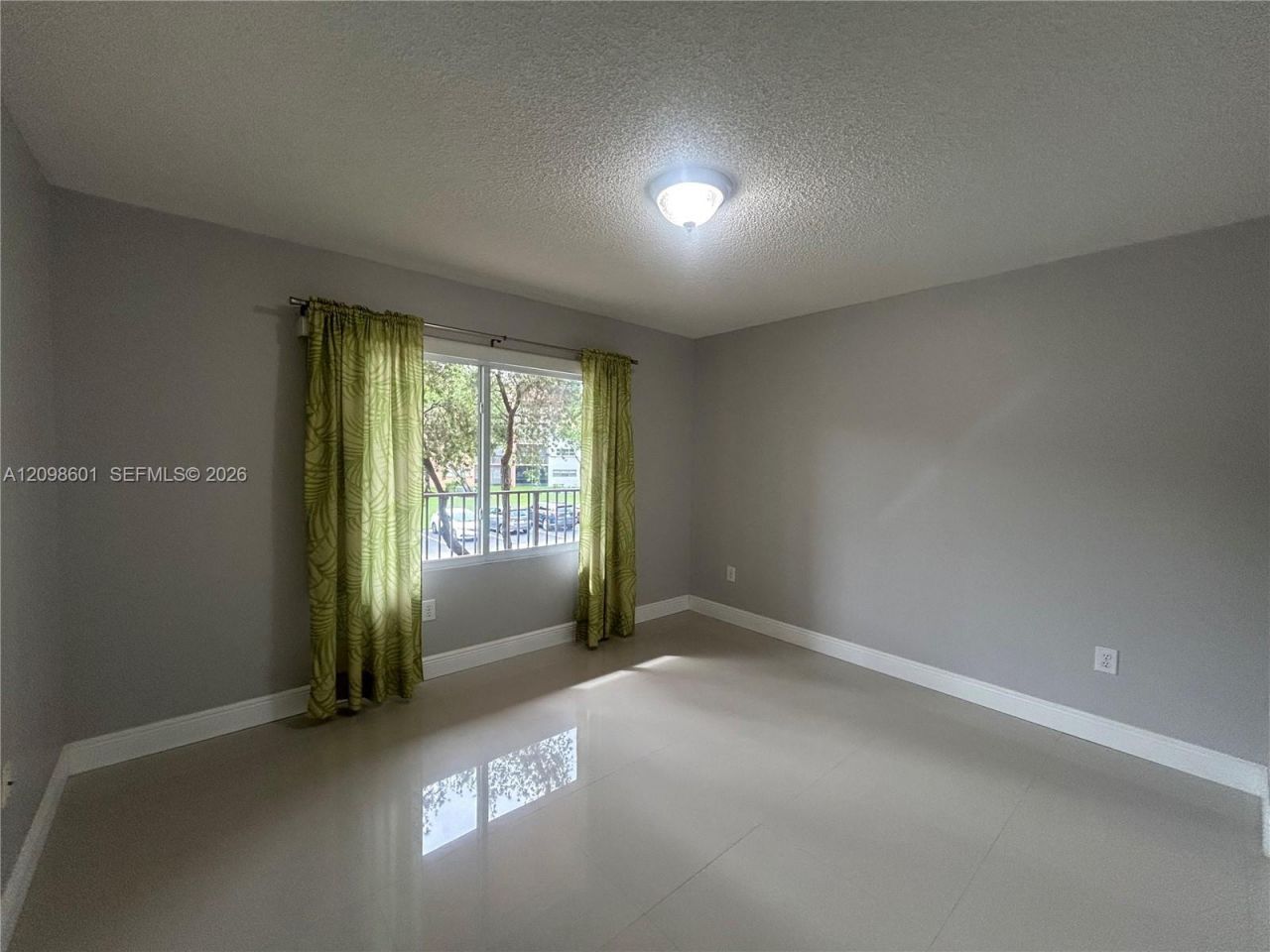 571 SW 141st Ave, Unit 212N, Pembroke Pines, FL 33027 Photo