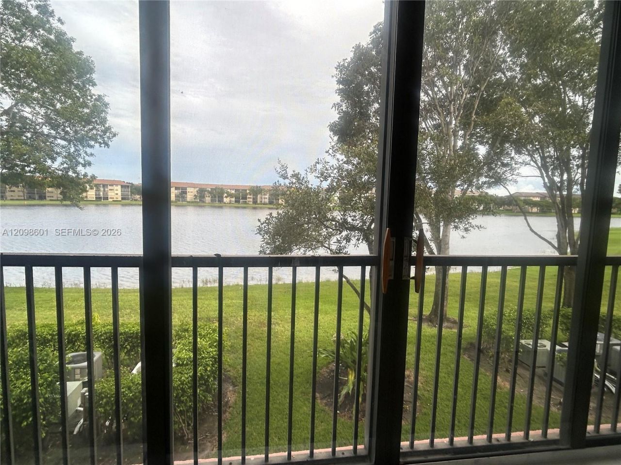 571 SW 141st Ave, Unit 212N, Pembroke Pines, FL 33027 Photo